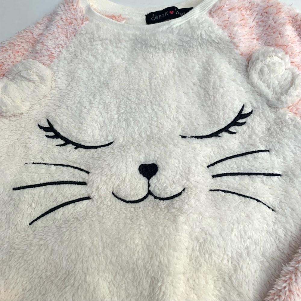 DEREK HEART Pink and White Embroidered Cat Top - Picture 2 of 6